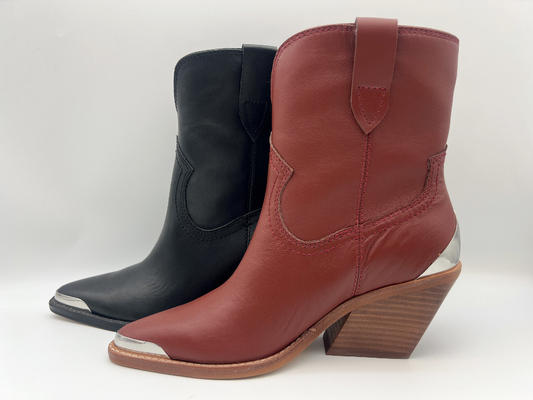 Thiết kế bằng kim loại kín mũi giày Boots da của phụ nữ ， bốt đến mắt cá chân bằng da thật nappa mềm mại ， gót abs với đế ngoài bằng cao su