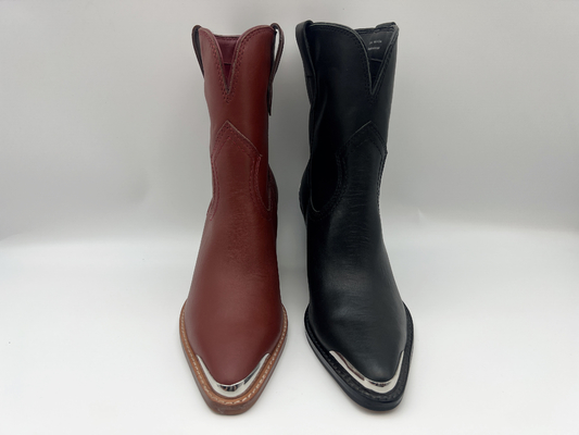 Thiết kế bằng kim loại kín mũi giày Boots da của phụ nữ ， bốt đến mắt cá chân bằng da thật nappa mềm mại ， gót abs với đế ngoài bằng cao su