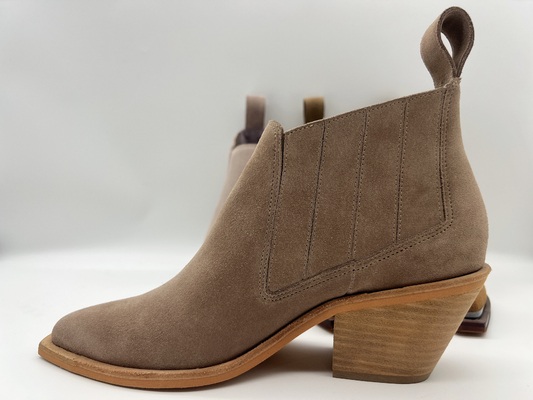 Màu nâu da bò mềm da lộn của phụ nữ Boots mắt cá chân ， gót abs với đế ngoài chống trượt TPR