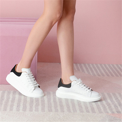 Xu hướng Giày thể thao thông thường của Phụ nữ Màu trắng Chất liệu trên mềm