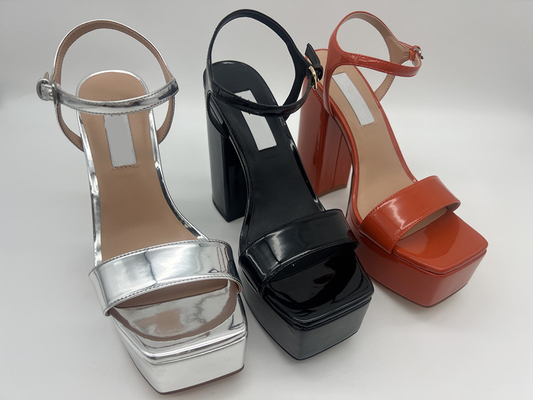 Bằng sáng chế Pu Womens Leather Dress Shoes Square Toe Silver Black Chunky Heel