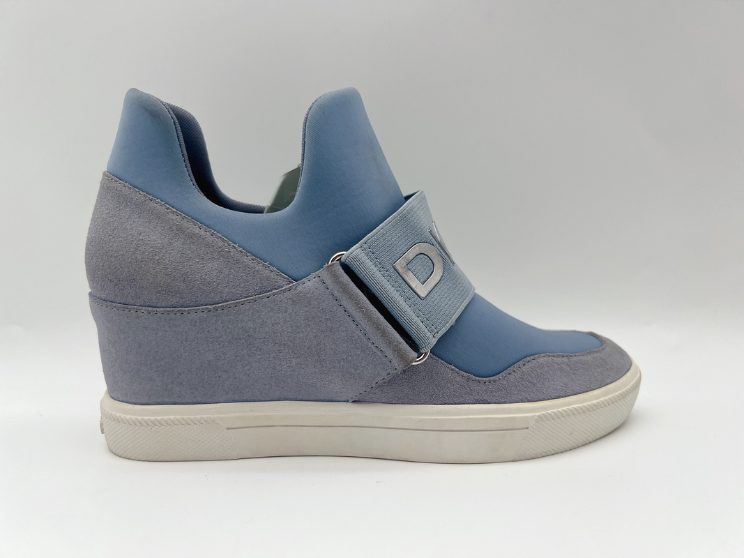 Giày nữ bằng da Nubuck mềm thoải mái Một chiếc đế ngoài bằng cao su với mủ cao su có thể dùng được